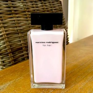 Narciso Rodriguez by Narciso Rodriguez 3.3 oz SLIGHTLY used 4/5 full see pic 2